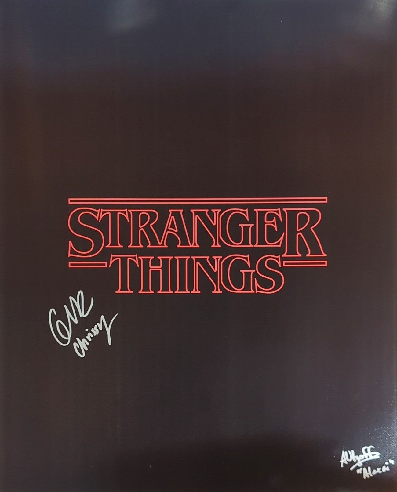 Alec Utgoff & Grace Van Dien Signed 16x20 Print - Stranger Things