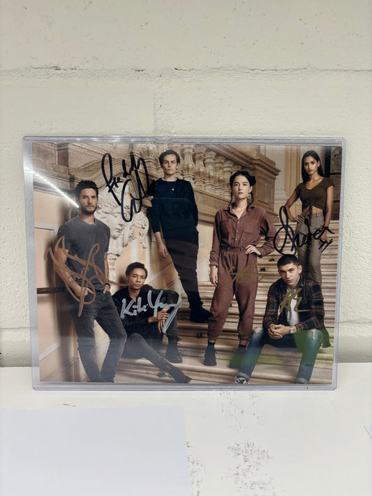 Shadow And Bone Multi Cast Signed 8x10